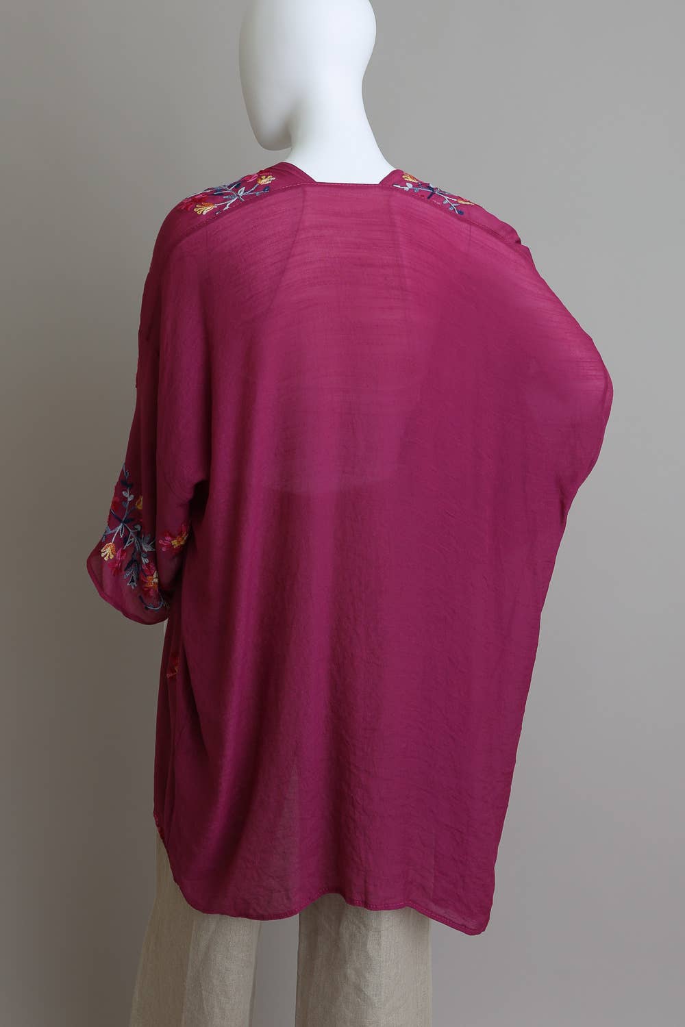 Anemone Feminine Embroidered Kimono - Casual Chic Comfort