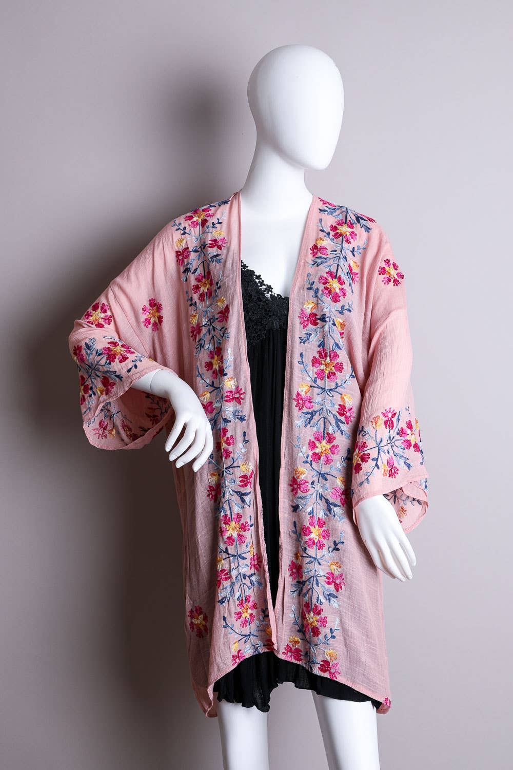 Anemone Feminine Embroidered Kimono - Casual Chic Comfort