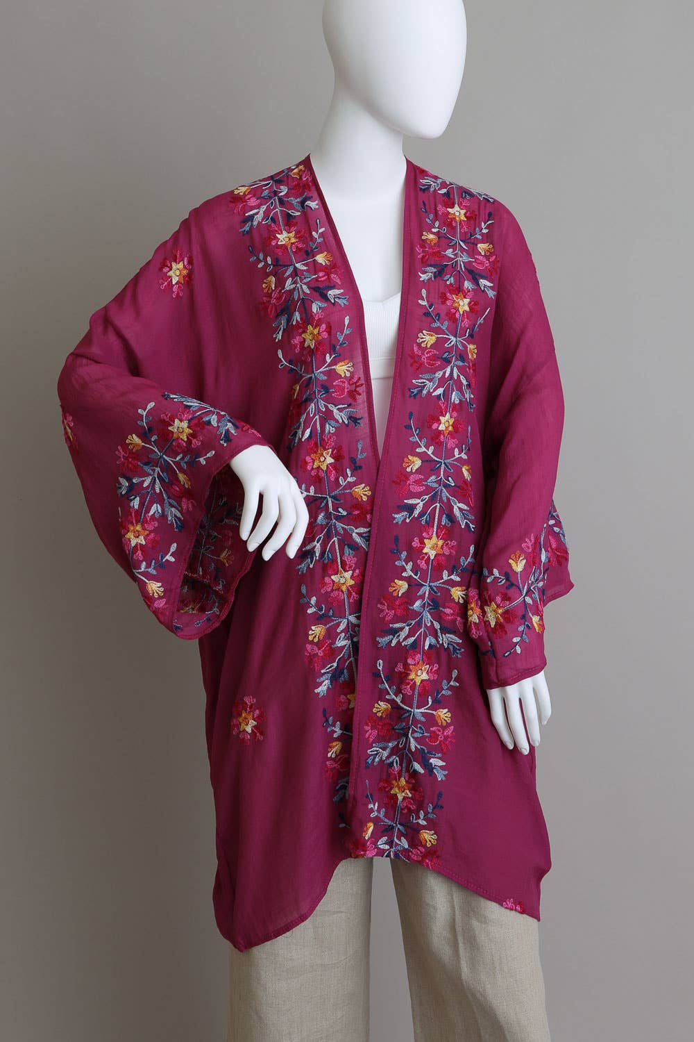 Anemone Feminine Embroidered Kimono - Casual Chic Comfort